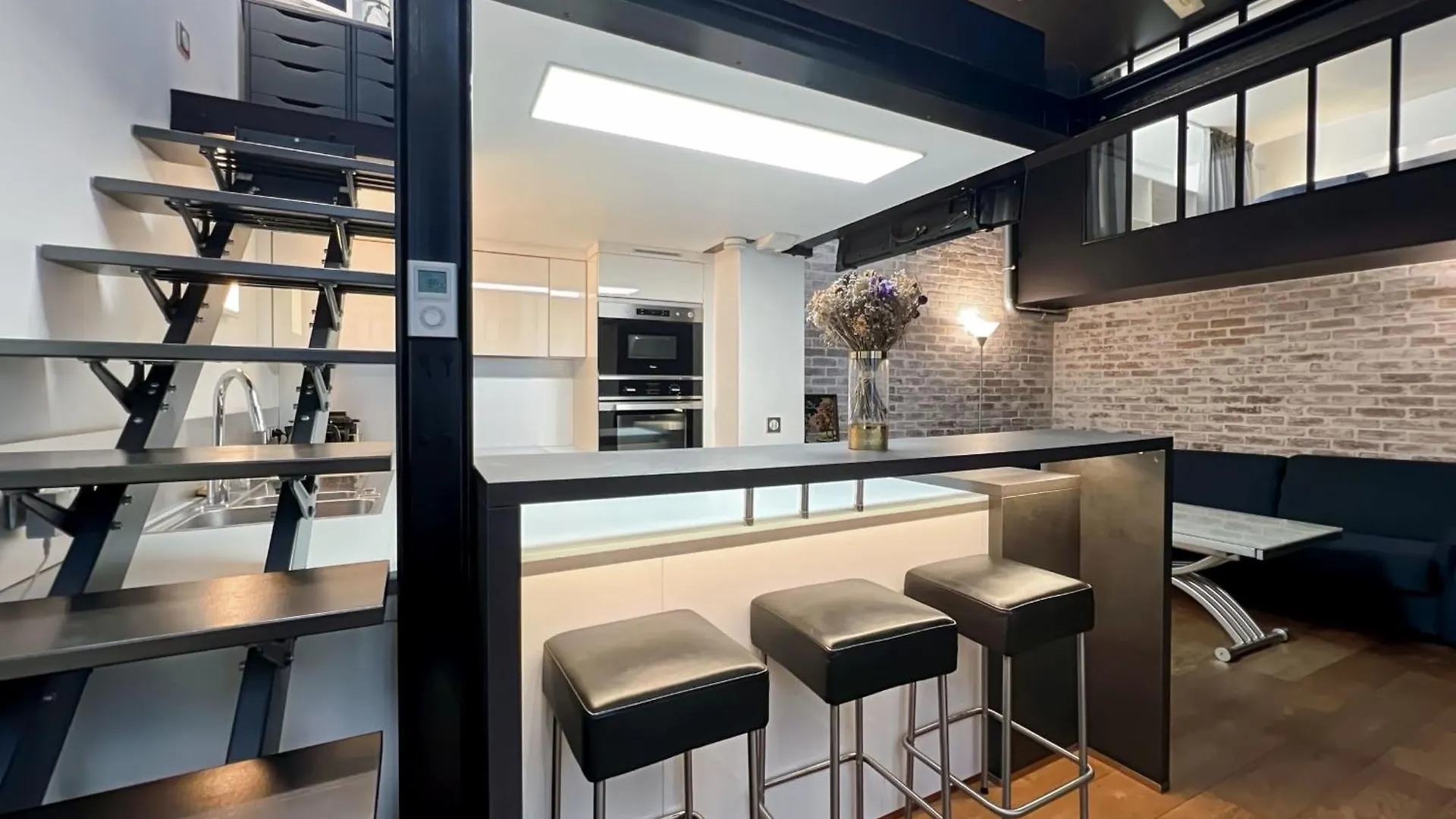 Apartment Charming Atypical - Gare De L'est *